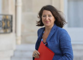 Agnès Buzyn lance la «complémentaire santé solidaire» (détail) Agnès Buzyn lance la «complémentaire santé solidaire» (détail)