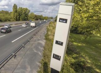 1 200 radars tourelles déployés d’ici fin 2020 (détail) 1 200 radars tourelles déployés d'ici fin 2020 (détail)