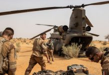 Accident d’hélicoptère : Treize militaires français tués au Mali Accident d'hélicoptère : Treize militaires français tués au Mali