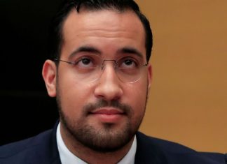 Alexandre Benalla règle ses comptes dans un livre (détail) Alexandre Benalla règle ses comptes dans un livre (détail)