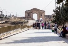 Attaque au couteau en Jordanie : quatre touristes blessés (détail) Attaque au couteau en Jordanie : quatre touristes blessés (détail)