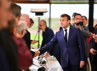 Canal Seine-Nord : Macron valide l’engagement de l’Etat (détail) Canal Seine-Nord : Macron valide l’engagement de l’Etat (détail)