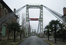 Le camion tombé avec le pont de Mirepoix-sur-Tarn pesait plus de 40 tonnes Le camion tombé avec le pont de Mirepoix-sur-Tarn pesait plus de 40 tonnes