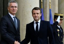 Macron reçoit le patron de l’Otan Jens Stoltenberg (détail) Macron reçoit le patron de l'Otan Jens Stoltenberg (détail)