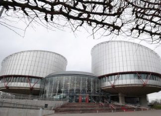 CEDH: la France condamnée pour des « traitements inhumains à un détenu » CEDH: la France condamnée pour des "traitements inhumains à un détenu"