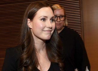 Finlande: Une Première ministre de 34 ans (détail) Finlande: Une Première ministre de 34 ans (détail)