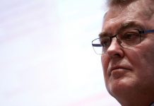 Jean-Paul Delevoye : le gouvernement dément avoir su pour le cumul des rémunérations Jean-Paul Delevoye : le gouvernement dément avoir su pour le cumul des rémunérations