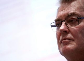 Jean-Paul Delevoye : le gouvernement dément avoir su pour le cumul des rémunérations Jean-Paul Delevoye : le gouvernement dément avoir su pour le cumul des rémunérations