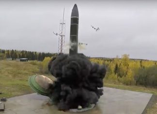 L’arme absolue: Moscou déploie le missile hypersonique Avangard L'arme absolue: Moscou déploie le missile hypersonique Avangard