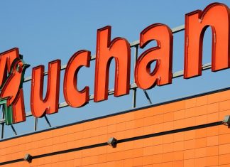 Le groupe Auchan perd de l’argent avec ses hypermarchés français Le groupe Auchan perd de l'argent avec ses hypermarchés français