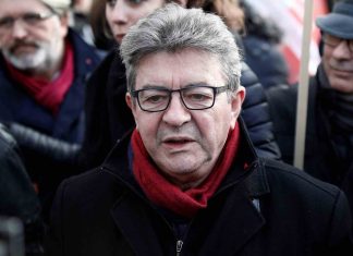 Mélenchon s’en prend au Crif en commentant la défaite du Labour britannique (détail) Mélenchon s'en prend au Crif en commentant la défaite du Labour britannique (détail)