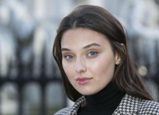 Miss Ukraine porte plainte pour discrimination (détail) Miss Ukraine porte plainte pour discrimination (détail)