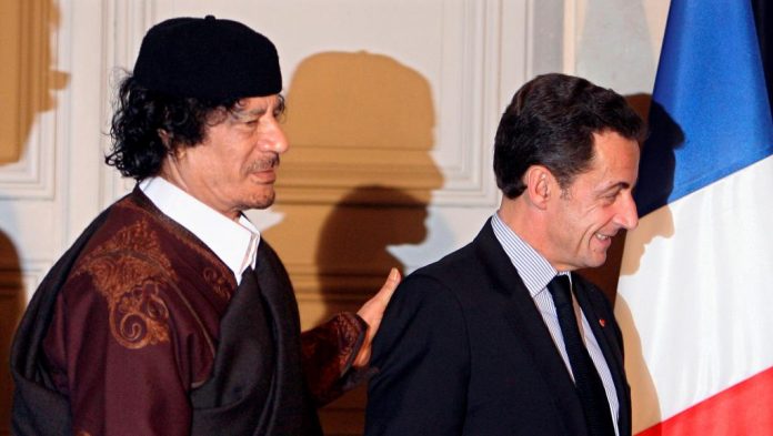 Un proche de Sarkozy soupçonné d'avoir reçu 440 000 euros d'argent libyen