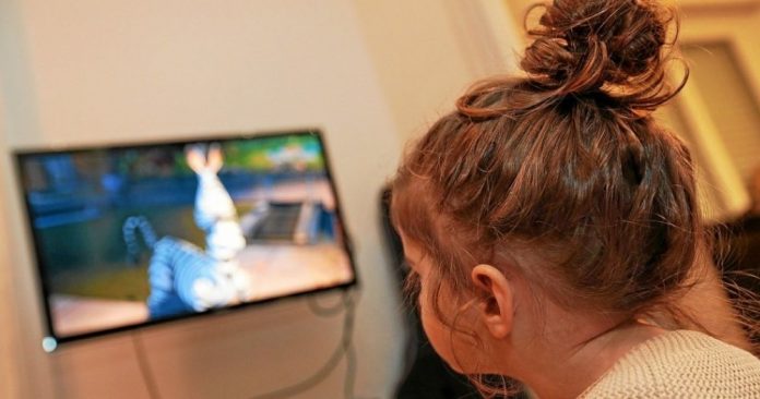 Exposition des enfants aux écrans et troubles du langage (étude)