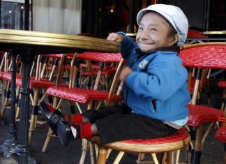 l’homme le plus petit du monde est mort ce vendredi à l’âge de 27 ans l'homme le plus petit du monde est mort ce vendredi à l'âge de 27 ans