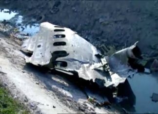 L’iran reconnait avoir abattu « par erreur » le boeing 737 (détail) L'iran reconnait avoir abattu "par erreur" le boeing 737 (détail)