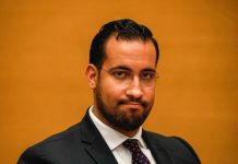 Mediapart: Alexandre Benalla saisit la justice (détail) Mediapart: Alexandre Benalla saisit la justice (détail)