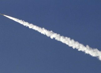 Trump annonce la construction de « nombreux missiles hypersoniques » Trump annonce la construction de "nombreux missiles hypersoniques"