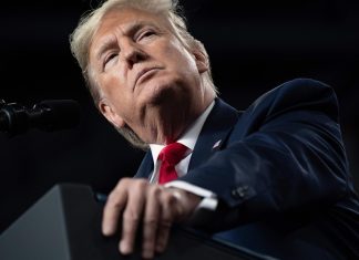 Trump met en garde l’Iran, mais se dit prêt à discuter (détail) Trump met en garde l'Iran, mais se dit prêt à discuter (détail)