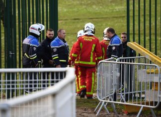 Villejuif : des passants poignardés dans le parc des Hautes-Bruyères Villejuif : des passants poignardés dans le parc des Hautes-Bruyères