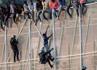 Europe: Un feu vert aux expulsions express de migrants Europe: Un feu vert aux expulsions express de migrants