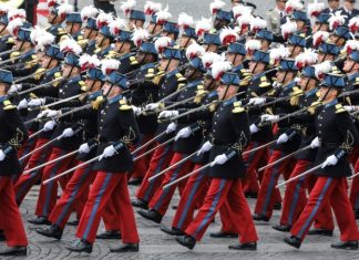 Harcèlement sexuel au lycée militaire de Saint-Cyr (détail) Harcèlement sexuel au lycée militaire de Saint-Cyr (détail)