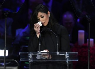 Kobe Bryant: Le discours extrêmement poignant de Vanessa Bryant Kobe Bryant: Le discours extrêmement poignant de Vanessa Bryant