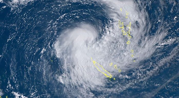 La Nouvelle-Calédonie en pré-alerte cyclonique (détail)