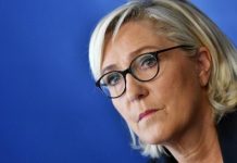 Le Rassemblement national attaqué en justice en Russie (détail) Le Rassemblement national attaqué en justice en Russie (détail)