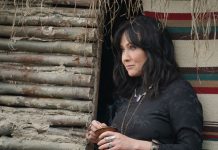 Shannen Doherty annonce la rechute de son cancer (Vidéo) Shannen Doherty annonce la rechute de son cancer (détail)