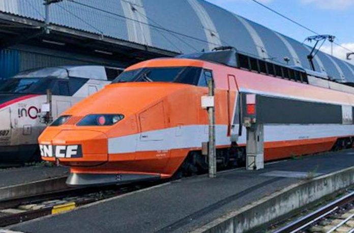 SNCF : Patrick, le premier TGV, va prendre sa retraite après 41 ans d'activité