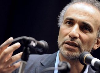 Tariq Ramadan mis en examen pour quatre viols (détail) Tariq Ramadan mis en examen pour quatre viols (détail)