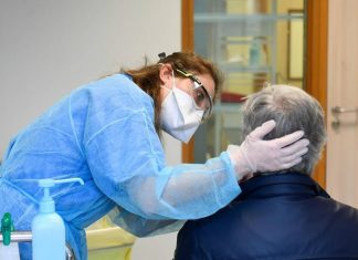 Actualités Coronavirus : 12 612 cas et 450 décès en France Actualités Coronavirus : 12 612 cas et 450 décès en France