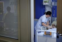Actualités coronavirus : 10.869 morts, 7148 personnes en réanimation Actualités coronavirus : 10.869 morts, 7148 personnes en réanimation