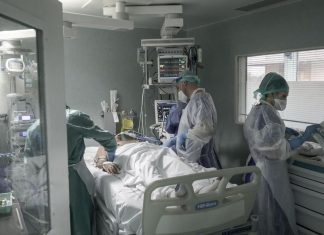 Actualités Coronavirus : 7560 morts en France, dont au moins 2028 dans les Ehpad Actualités Coronavirus : 7560 morts en France, dont au moins 2028 dans les Ehpad