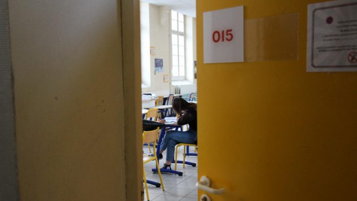 Actualités Coronavirus : La réouverte des écoles le 11 mai est «un risque inutile»