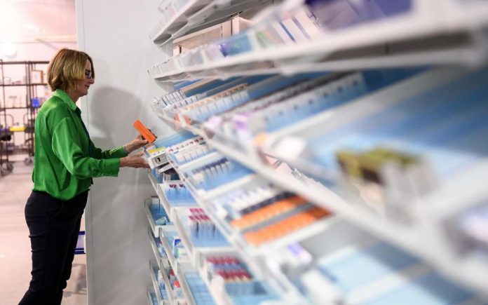 Coronavirus en France Les pharmacies vont pouvoir vendre des masques Coronavirus en France : Les pharmacies vont pouvoir vendre des masques