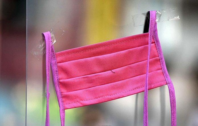 Coronavirus France EN DIRECT 26 millions de masques grand public par semaine dès fin avril Coronavirus France EN DIRECT : 26 millions de masques grand public par semaine dès fin avril