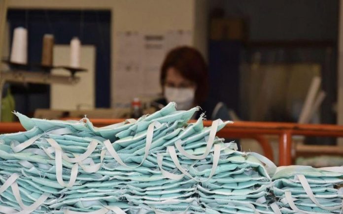 Coronavirus France EN DIRECT : Les distributions de masques démarreront le 4 mai