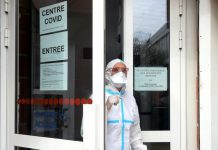 COVID-19 France en direct : Déconfinement , pas de discrimination des seniors COVID-19 France en direct : Déconfinement , pas de discrimination des seniors