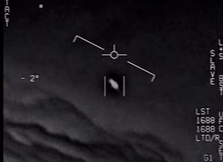 Le Pentagone déclassifie trois vidéos d’Ovnis (détail) Le Pentagone déclassifie trois vidéos d'Ovnis (détail)