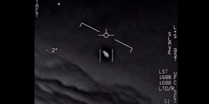 Le Pentagone déclassifie trois vidéos d'Ovnis (détail)