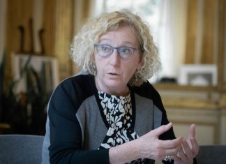 Chômage partiel: Muriel Pénicaud confirme la réduction «progressive» du dispositif (détail) Chômage partiel: Muriel Pénicaud confirme la réduction «progressive» du dispositif (détail)