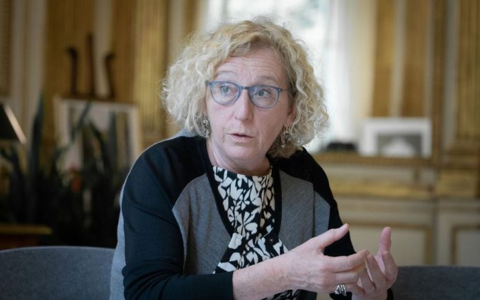 Chômage partiel Muriel Pénicaud confirme la réduction «progressive» du dispositif (détail) Chômage partiel: Muriel Pénicaud confirme la réduction «progressive» du dispositif (détail)
