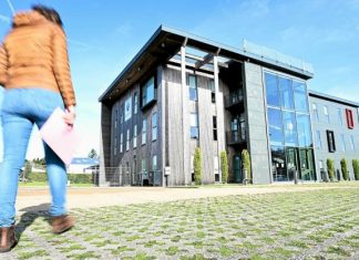 Confinement en France : Chute record des embauches dans le privé en avril Confinement en France : Chute record des embauches dans le privé en avril