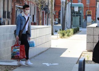 Coronavirus France EN DIRECT : La carte du déconfinement, les Bouches-du-Rhône en orange Coronavirus France EN DIRECT : La carte du déconfinement, les Bouches-du-Rhône en orange