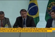 Jair Bolsonaro dérape violemment dans une vidéo diffusée par la justice (détail) Jair Bolsonaro dérape violemment dans une vidéo diffusée par la justice (détail)