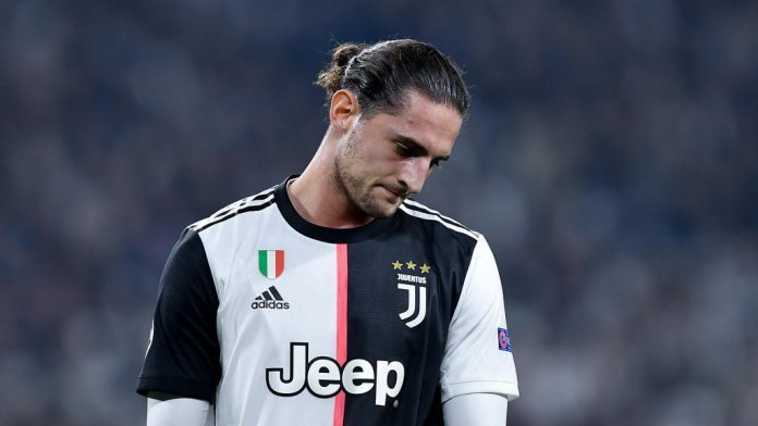 Juventus Turin : Adrien Rabiot serait en grève à cause de la baisse des salaires Juventus Turin : Adrien Rabiot serait en grève à cause de la baisse des salaires