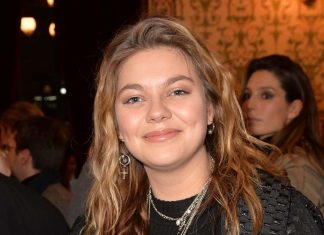 La chanteuse Louane a accouché de son premier enfant La chanteuse Louane a accouché de son premier enfant