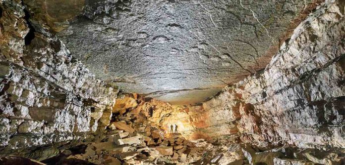 Lozère : des empreintes de dinosaures géants découvertes (Photo) Lozère : des empreintes de dinosaures géants découvertes (Photo)
